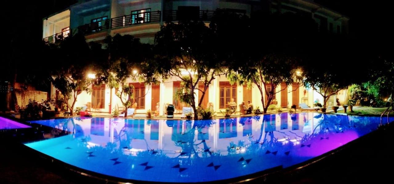Hotel Wavelength Mirissa Exterior foto
